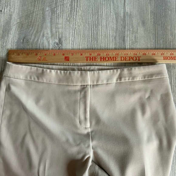 Anne Klein Women's Beige Viscose Blend Dress Pants Trousers Measures 35” x 32”. - Picture 8 of 10